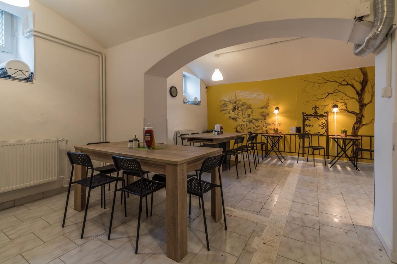 New Hostel In פראג מראה חיצוני תמונה