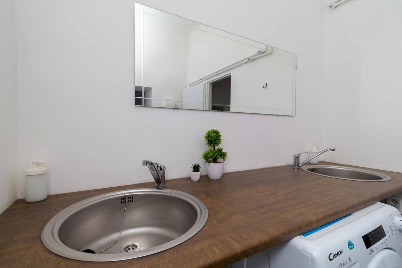 New Hostel In פראג מראה חיצוני תמונה